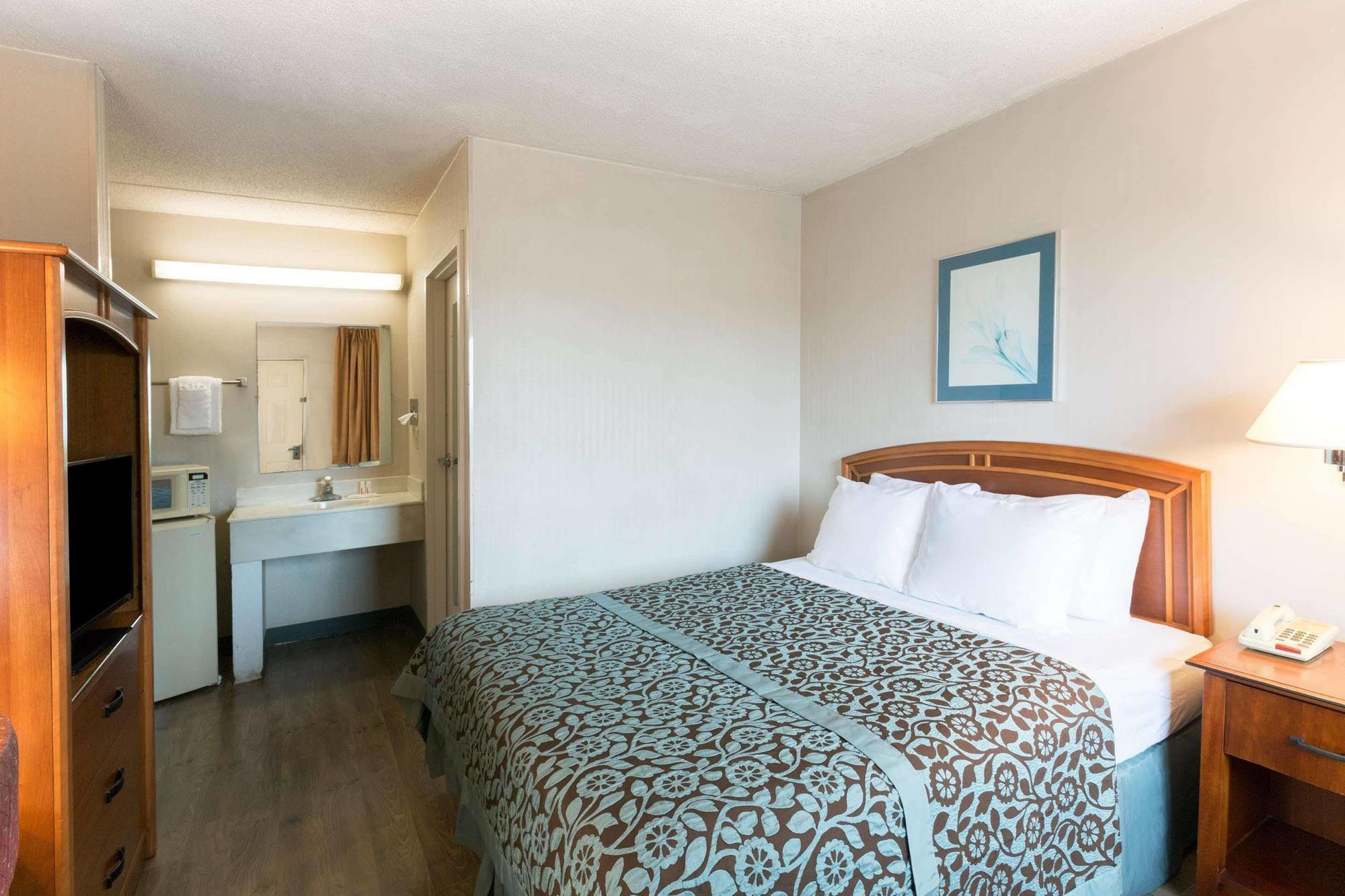 Days Inn By Wyndham Richmond Exteriér fotografie