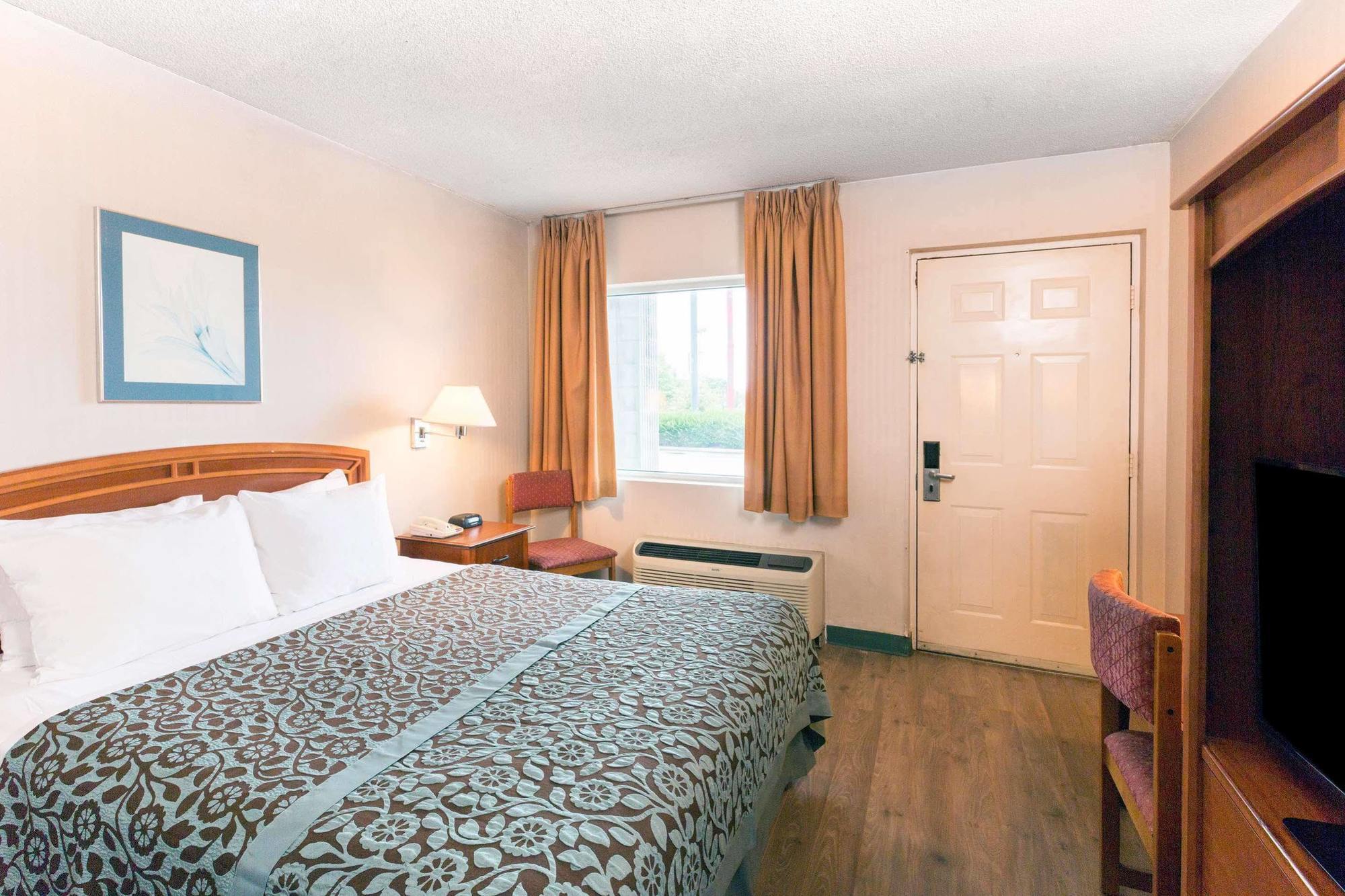 Days Inn By Wyndham Richmond Exteriér fotografie